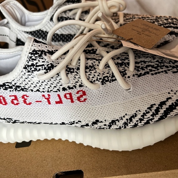 ADIDAS Yeezy Boost 350 V2 'Zebra' - Picture 3 of 3
